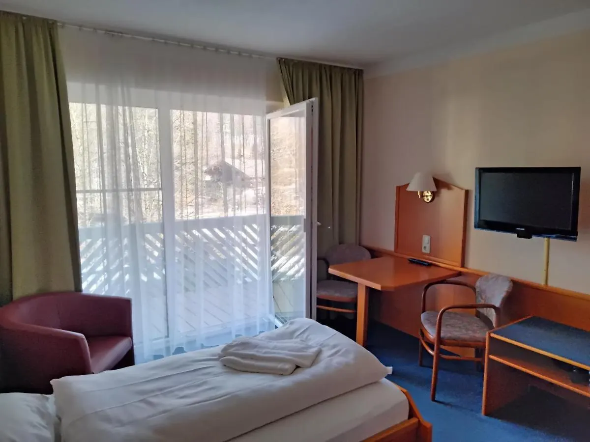 Ciao-Aschau Haus Zur Burg Apn220 Mina contacts